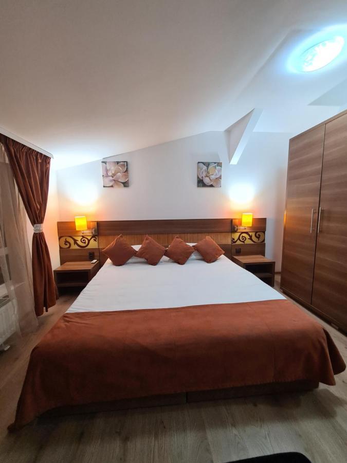 Garsoniera Privata Bed & Breakfast Bucharest Exterior photo